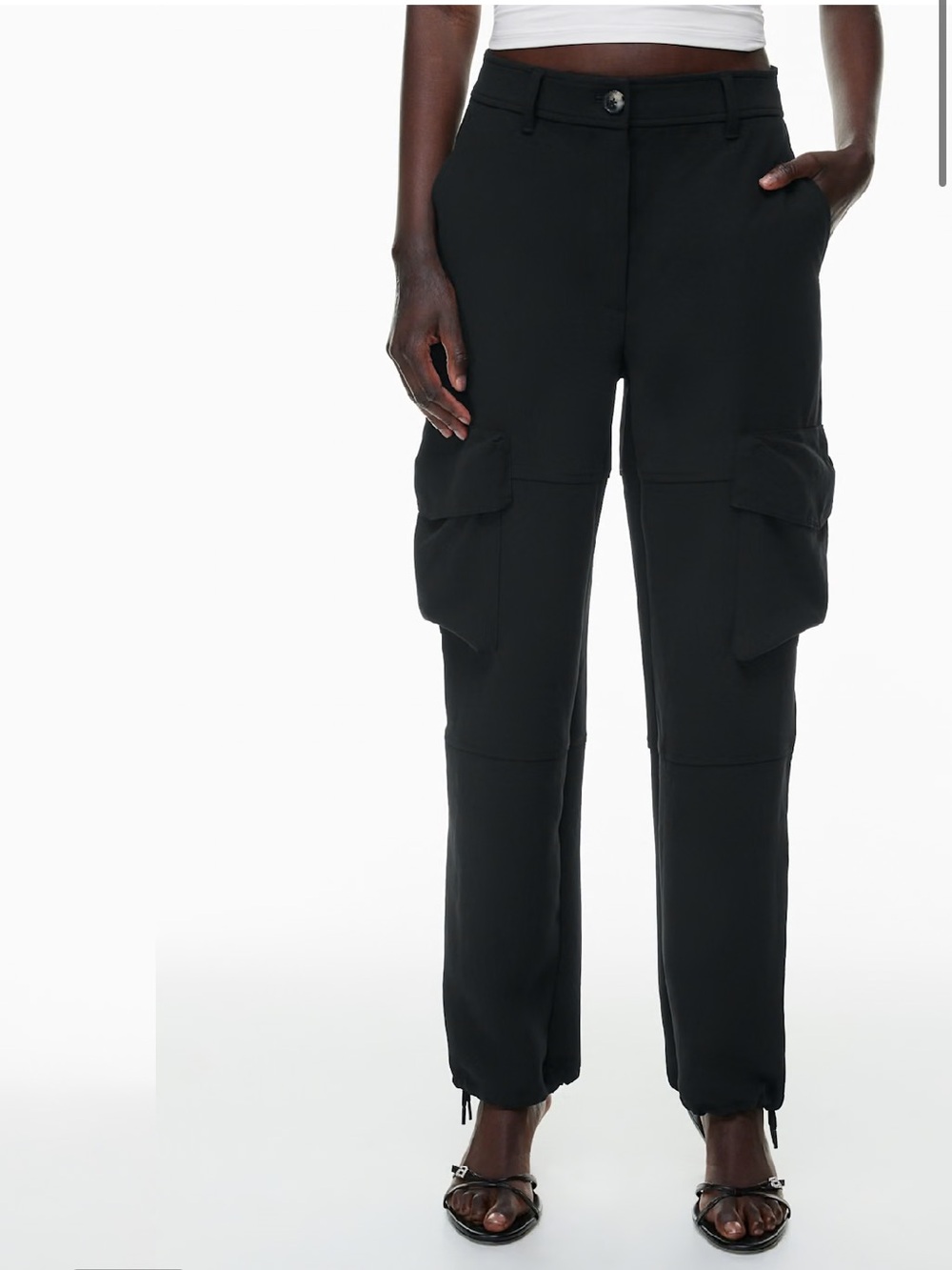 Aritzia Wilfred Project Cargo Pant in Black